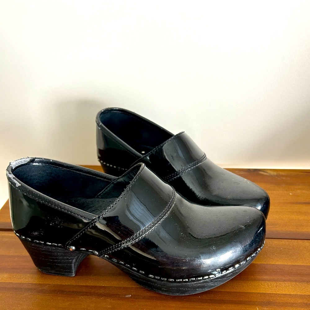 Dansko women’s shoes